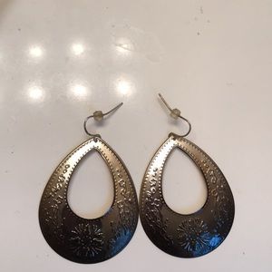Decorative Silver Dangle Earrings